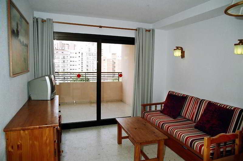 Halley Hotel & Apartments Affiliated By Melia Benidorm Buitenkant foto