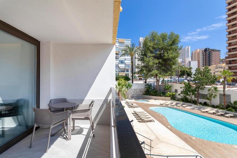 Halley Hotel & Apartments Affiliated By Melia Benidorm Buitenkant foto