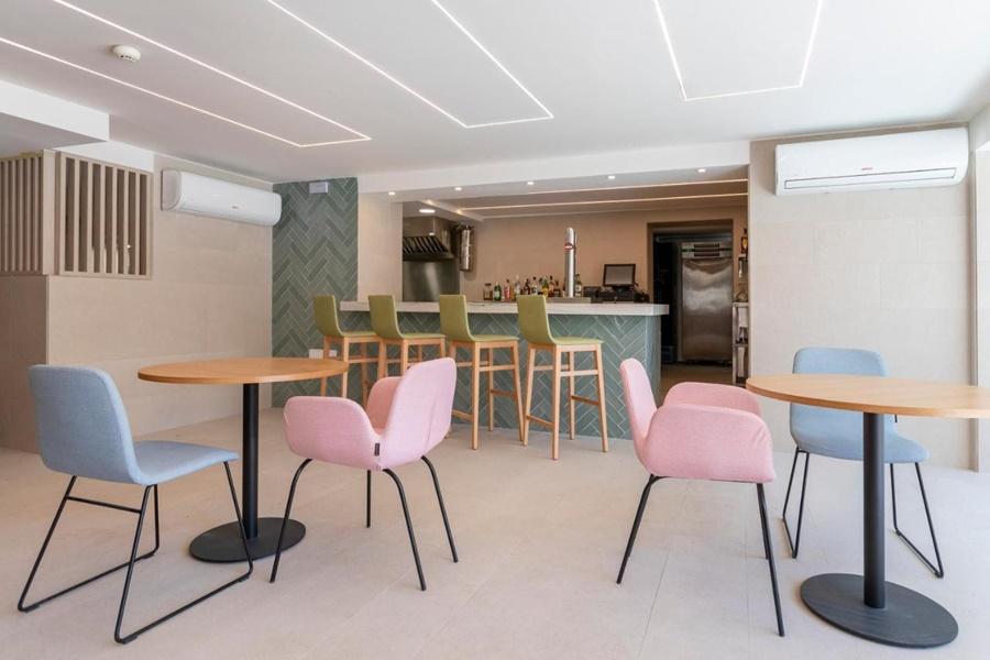 Halley Hotel & Apartments Affiliated By Melia Benidorm Buitenkant foto