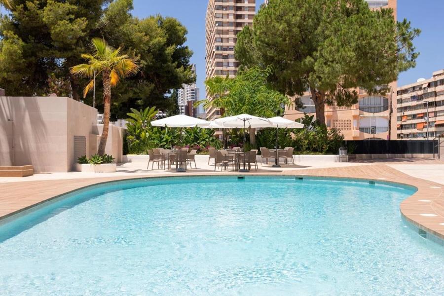 Halley Hotel & Apartments Affiliated By Melia Benidorm Buitenkant foto