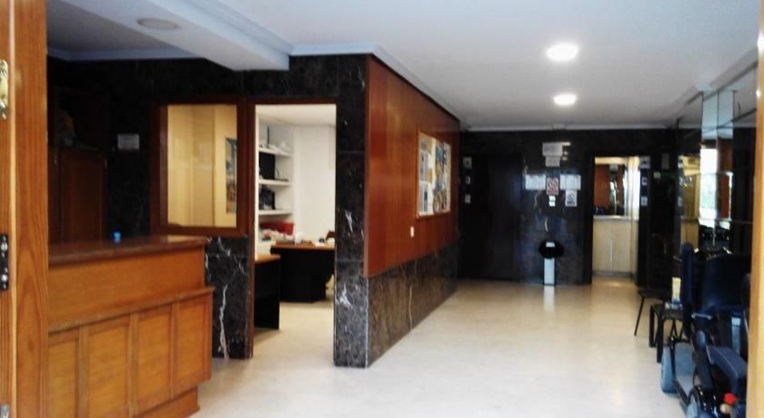 Halley Hotel & Apartments Affiliated By Melia Benidorm Buitenkant foto